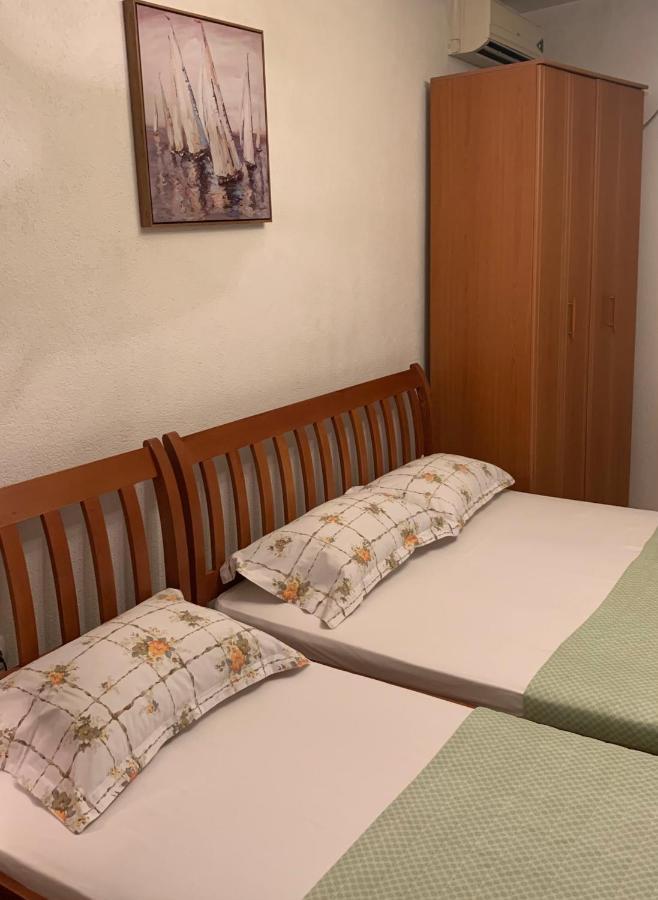 Guest House Nuhii Ulcinj Ngoại thất bức ảnh