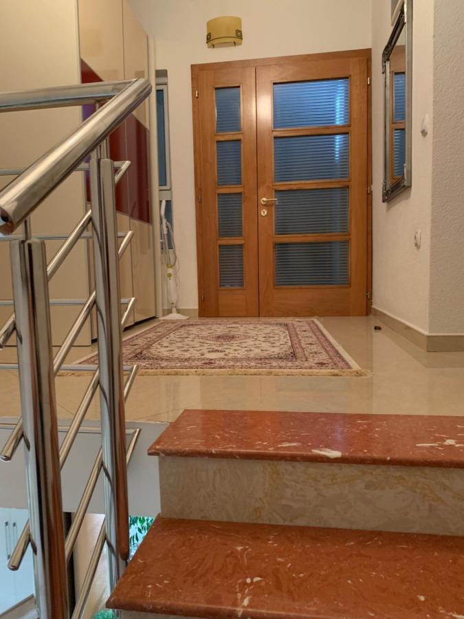 Guest House Nuhii Ulcinj Ngoại thất bức ảnh