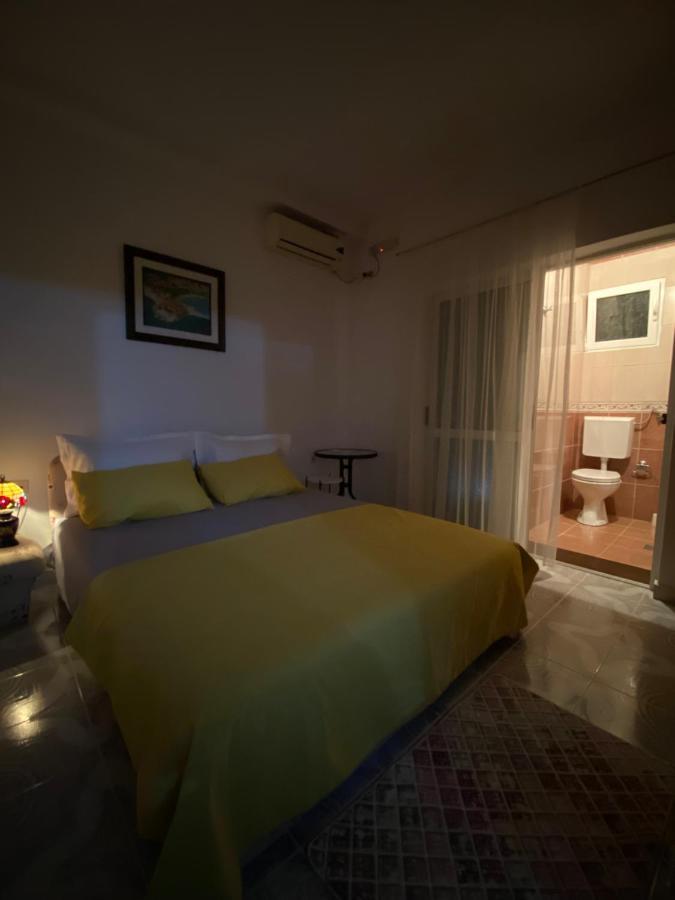 Guest House Nuhii Ulcinj Ngoại thất bức ảnh